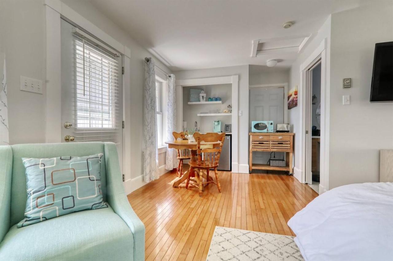 Sea La Vie Apartman Mahone Bay Kültér fotó